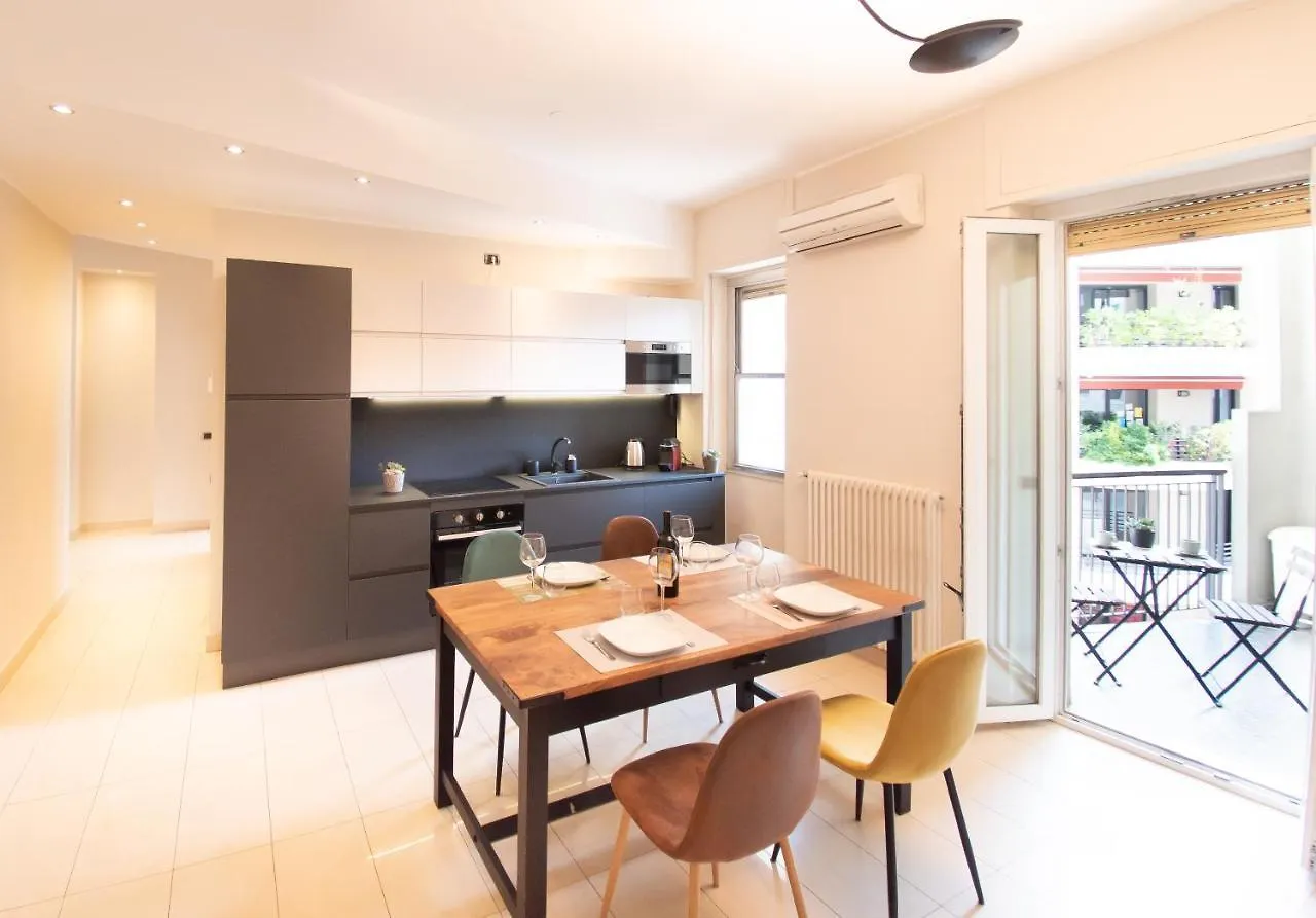 Sium'S Apartment Como